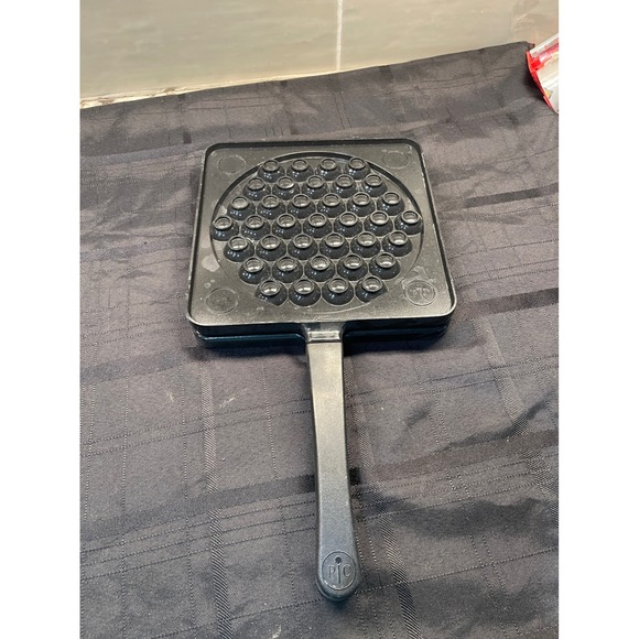 Pampered Chef Other - Pampered‎ Chef Waffle Puff Bubble Pan Stovetop Waffle Iron Non-stick #10080
